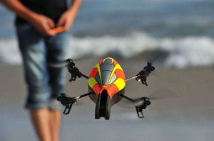 AR Drone - RC Quadcopter / RC helikopter selges
